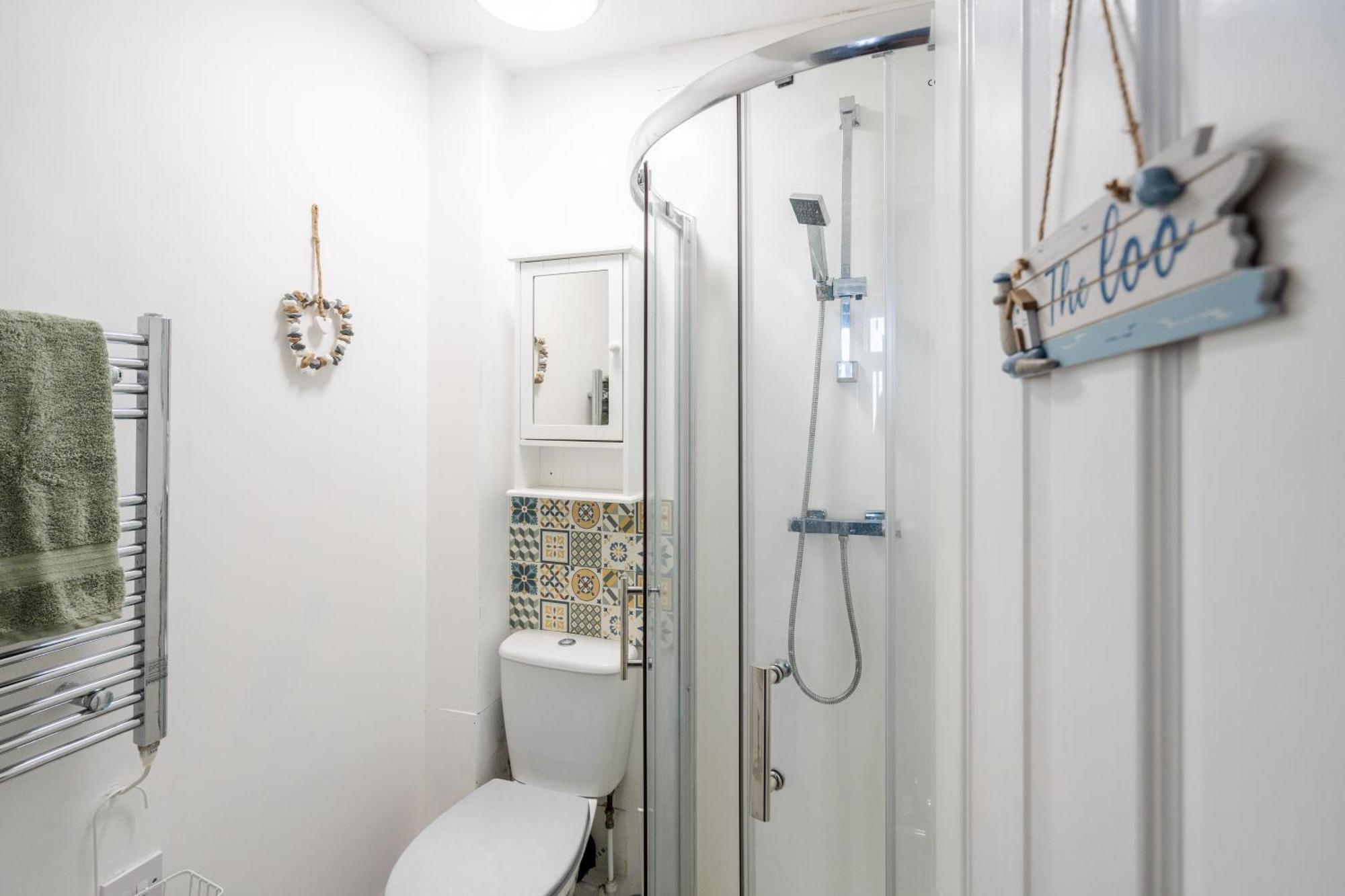 Swiss Haven - Spacious 3 Bedroom House Ліверпуль Екстер'єр фото